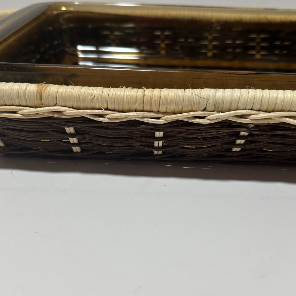 Vintage Pyrex Rectangular Amber Glass Baking Dish 232-N w/ Wicker Basket Carrier - Picture 6 of 13